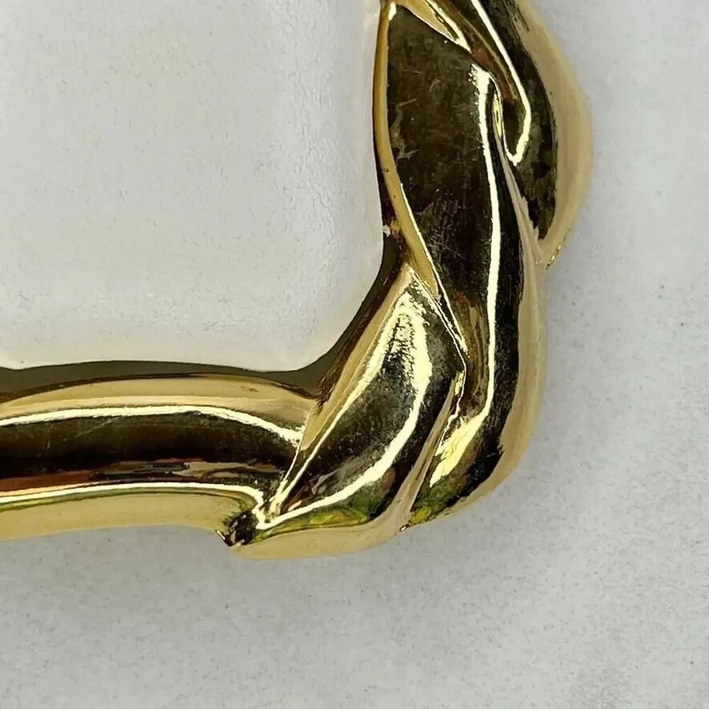Day-Lor USA Vintage Gold Tone White Faux Leather Centerpiece Belt Buckle
